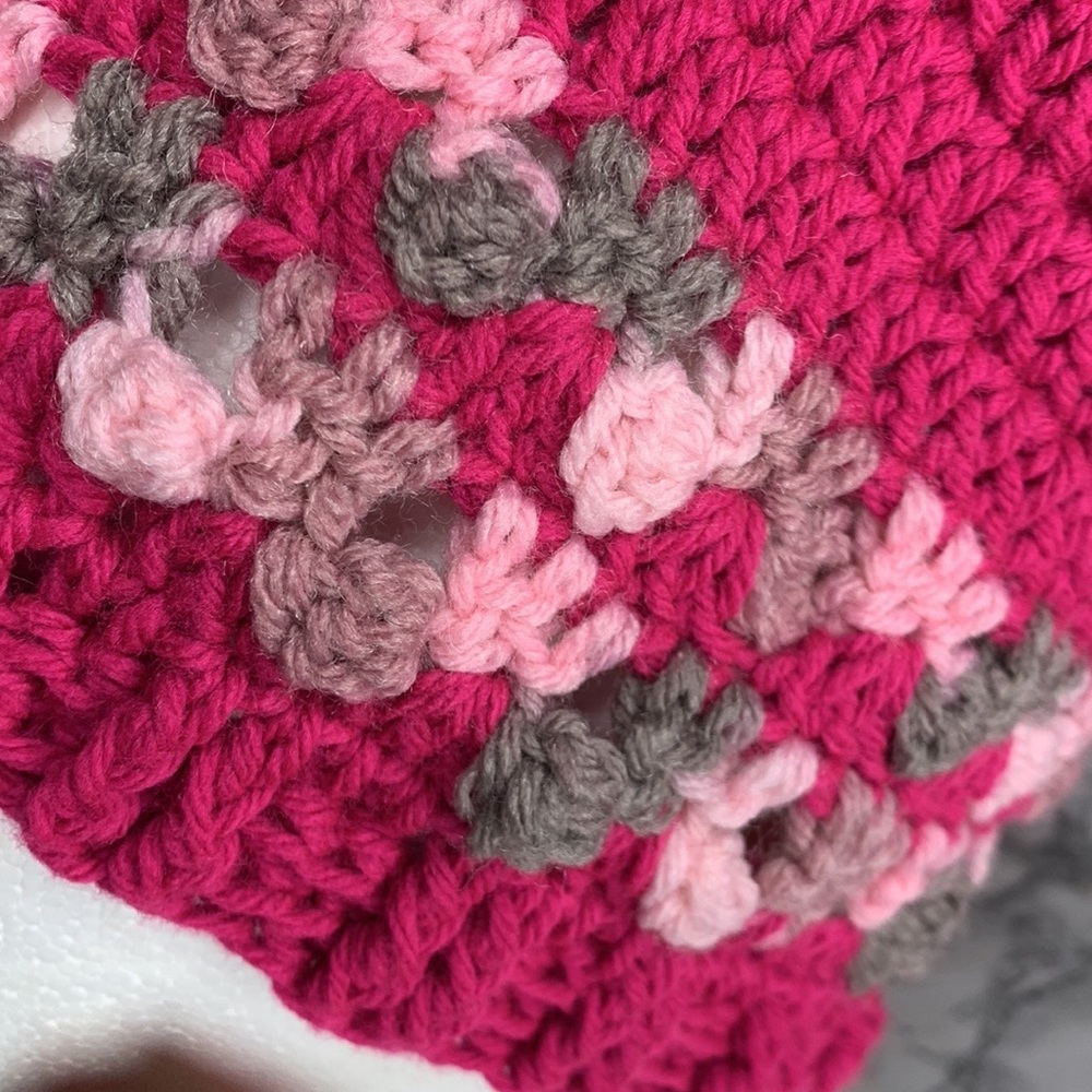 Handmade Bright Fuchsia Pink Chunky Knit Floral Beanie with Pom Pom - Picture 4 of 7